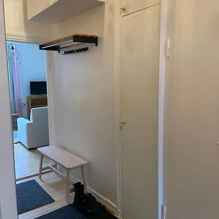 Cozy Studio In The Heart Of Kallio Next To Metro Διαμέρισμα *