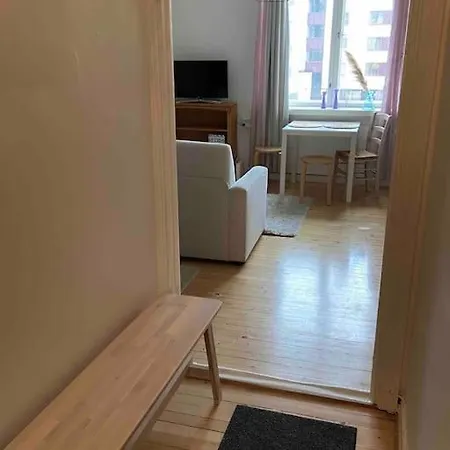 Cozy Studio In The Heart Of Kallio Next To Metro